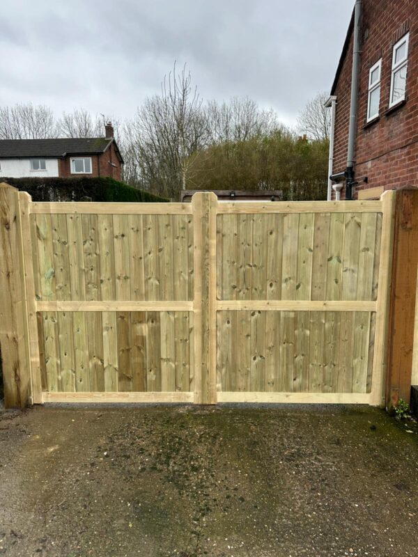 Lodge Style - Pressure Treated Tanalised Timber